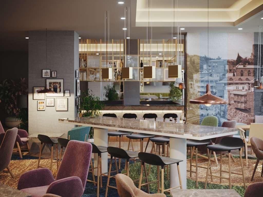 Hilton Garden Inn Tbilisi Riverview 레스토랑 사진