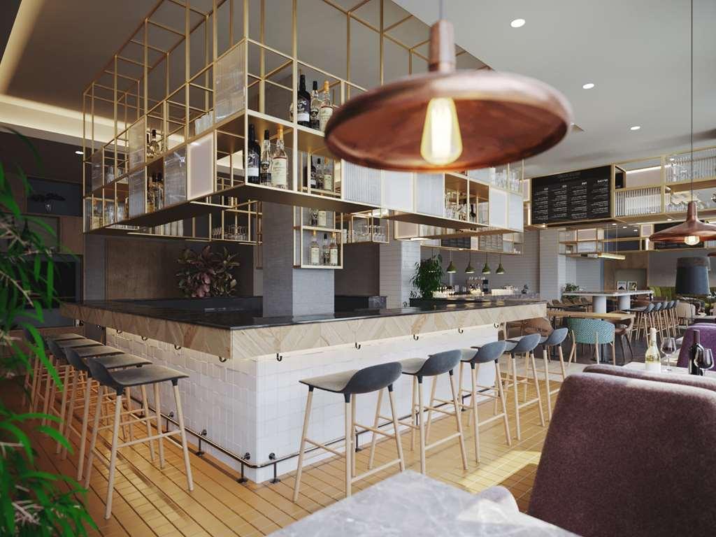 Hilton Garden Inn Tbilisi Riverview 레스토랑 사진