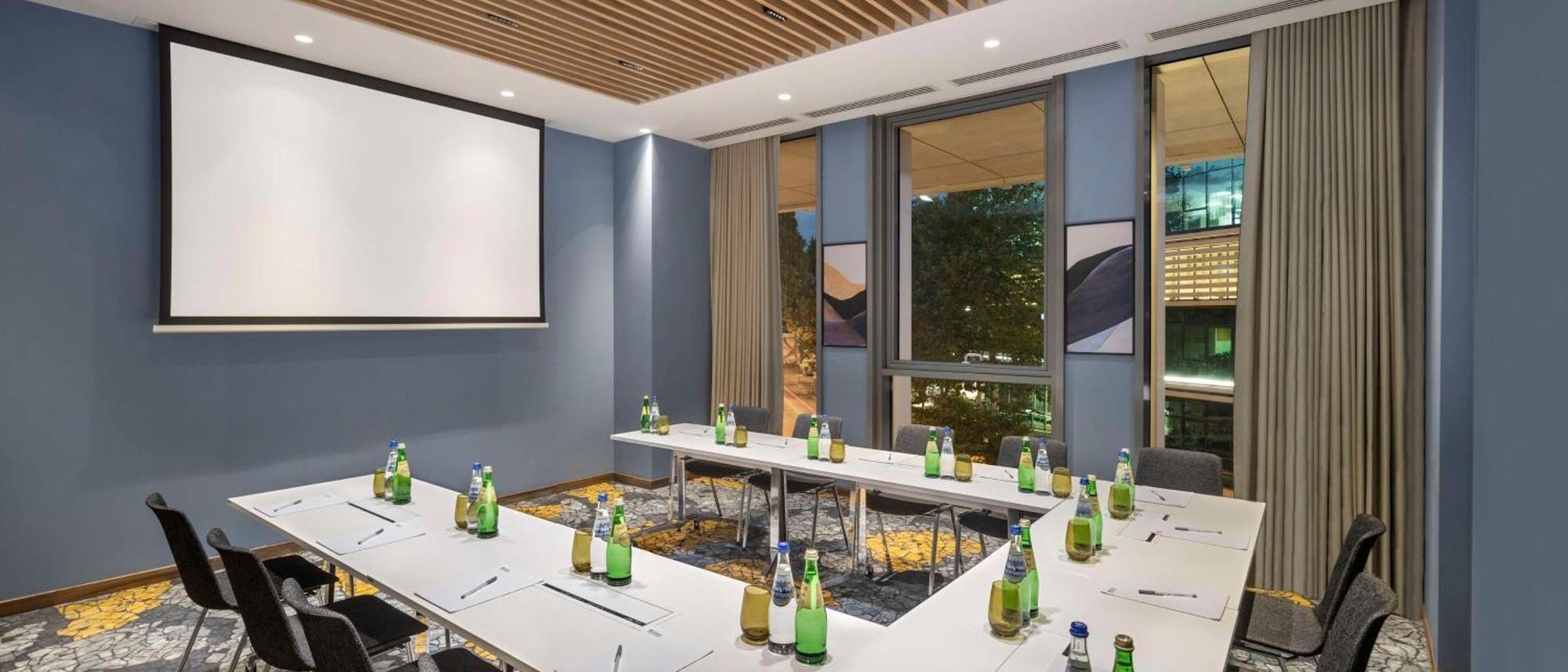Hilton Garden Inn Tbilisi Riverview 외부 사진