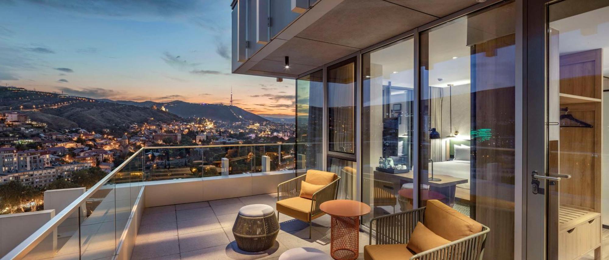 Hilton Garden Inn Tbilisi Riverview 외부 사진