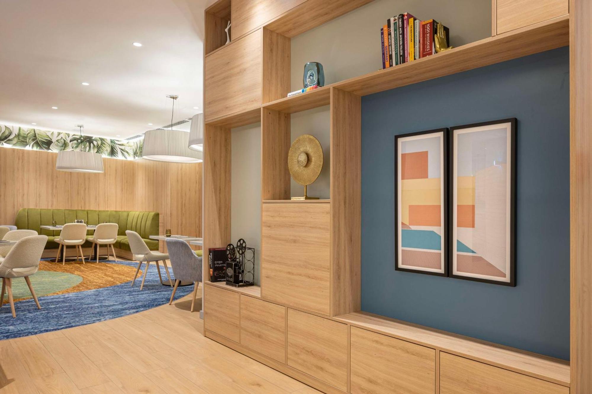 Hilton Garden Inn Tbilisi Riverview 외부 사진