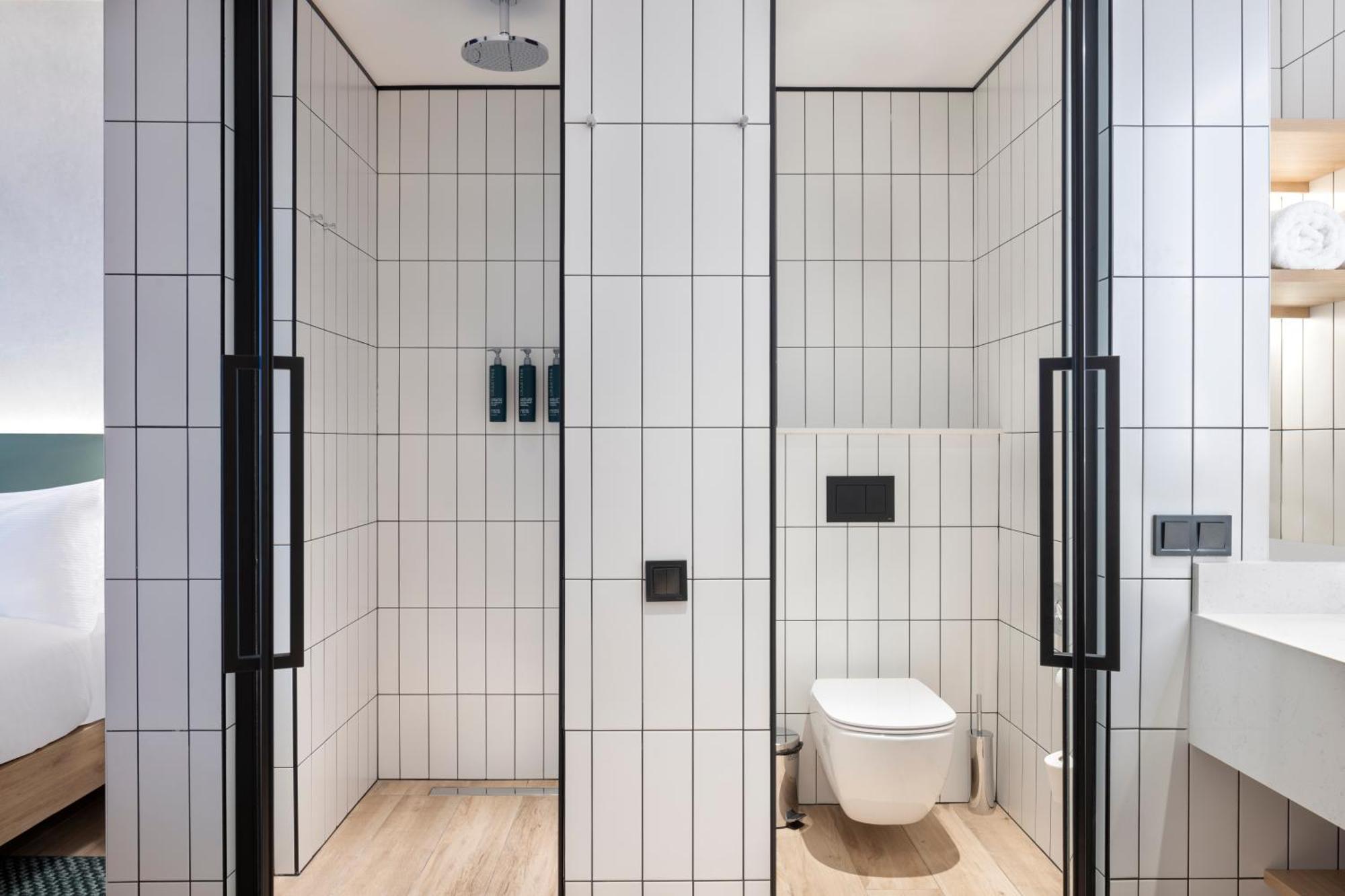Hilton Garden Inn Tbilisi Riverview 외부 사진